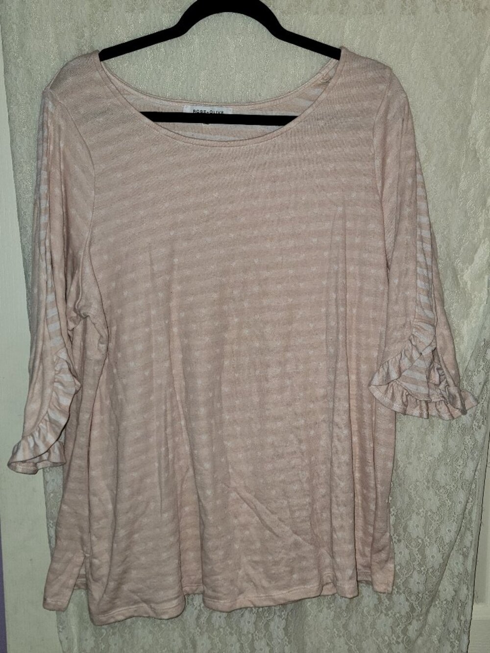 Rose and Olive Long Sleeve Top